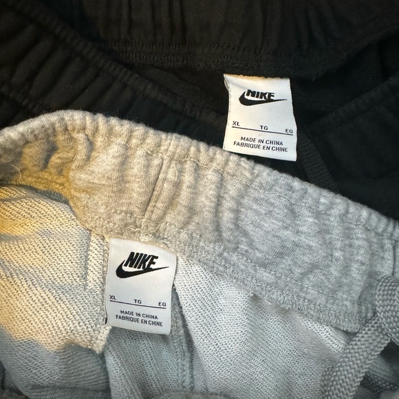 Two Nike Sweatpants Bundle size XL - Picture 2 of 6